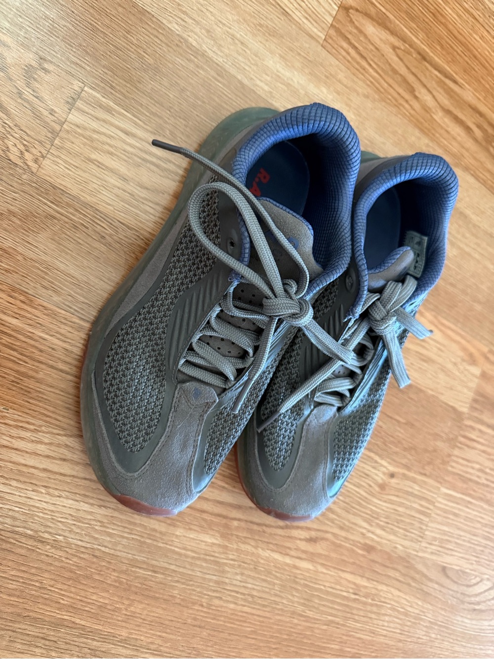 RAD V1 shoes